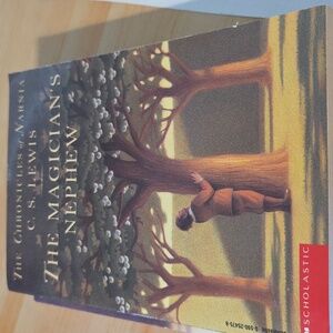 Scholastic The Magician's Nephew with Green and Brown Cover